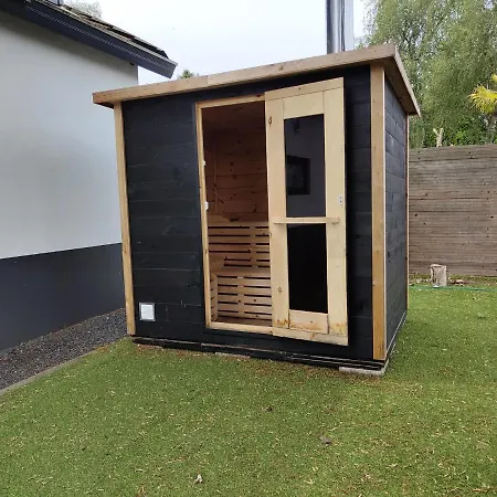 Inviting Holiday In With Sauna חרדרן